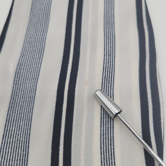 Loft Navy & White Striped Tie Front 3/4 Sleeve Blouse Womens Sz L - Picture 7 of 11